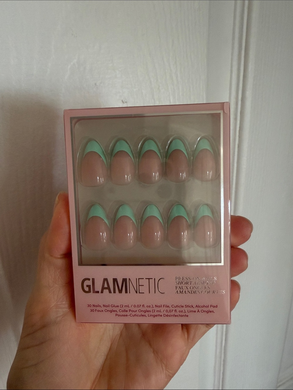 Glamnetic pistachio creme  Press-On Nails — Pink Nude with Mint Green Tips